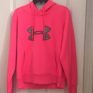 UNDER ARMOUR HOODIE